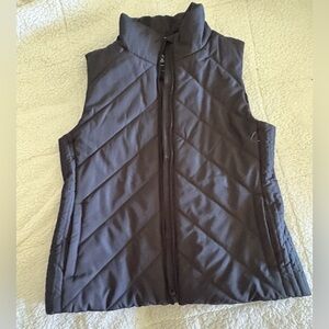 Lilly Pulitzer Vest  Navy Blue Top with Gold Zipper NWT size XXS